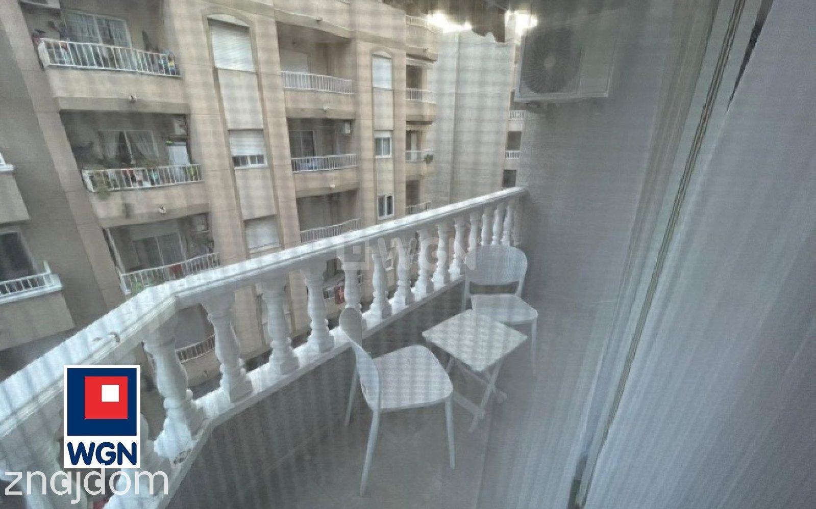 Mieszkanie na sprzedaż Torrevieja - Nowoczesny apartament w centrum Torrevieja - tylko 400 m od morza!