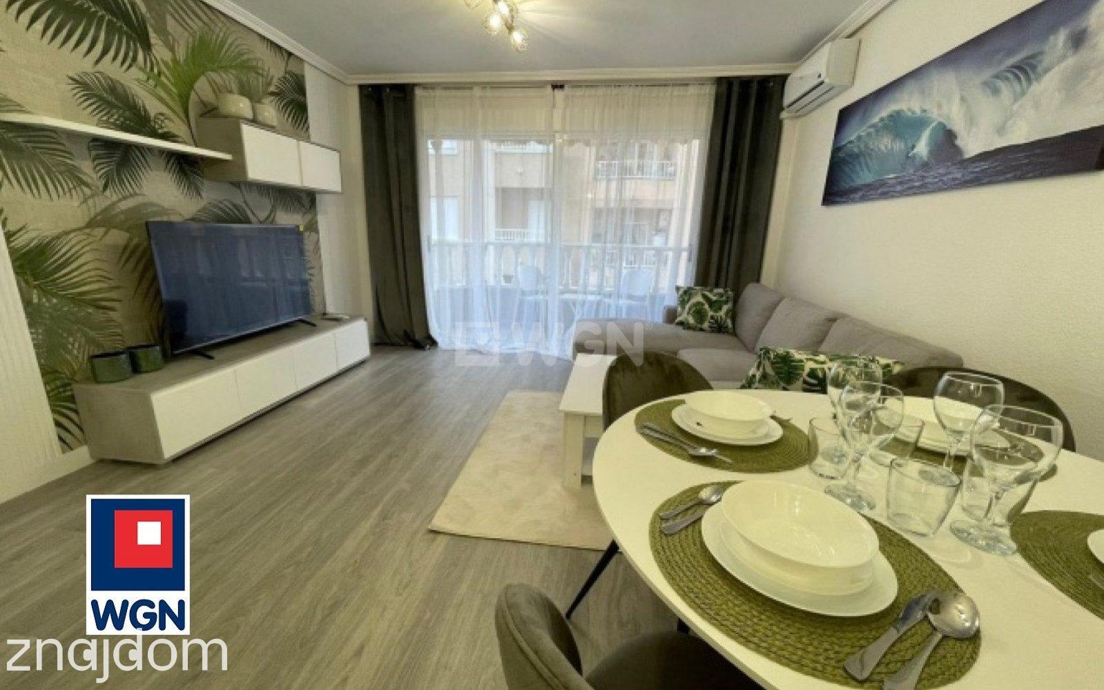 Mieszkanie na  sprzedaż Torrevieja - Nowoczesny apartament w centrum Torrevieja - tylko 400 m od morza! - zdjęcie 10