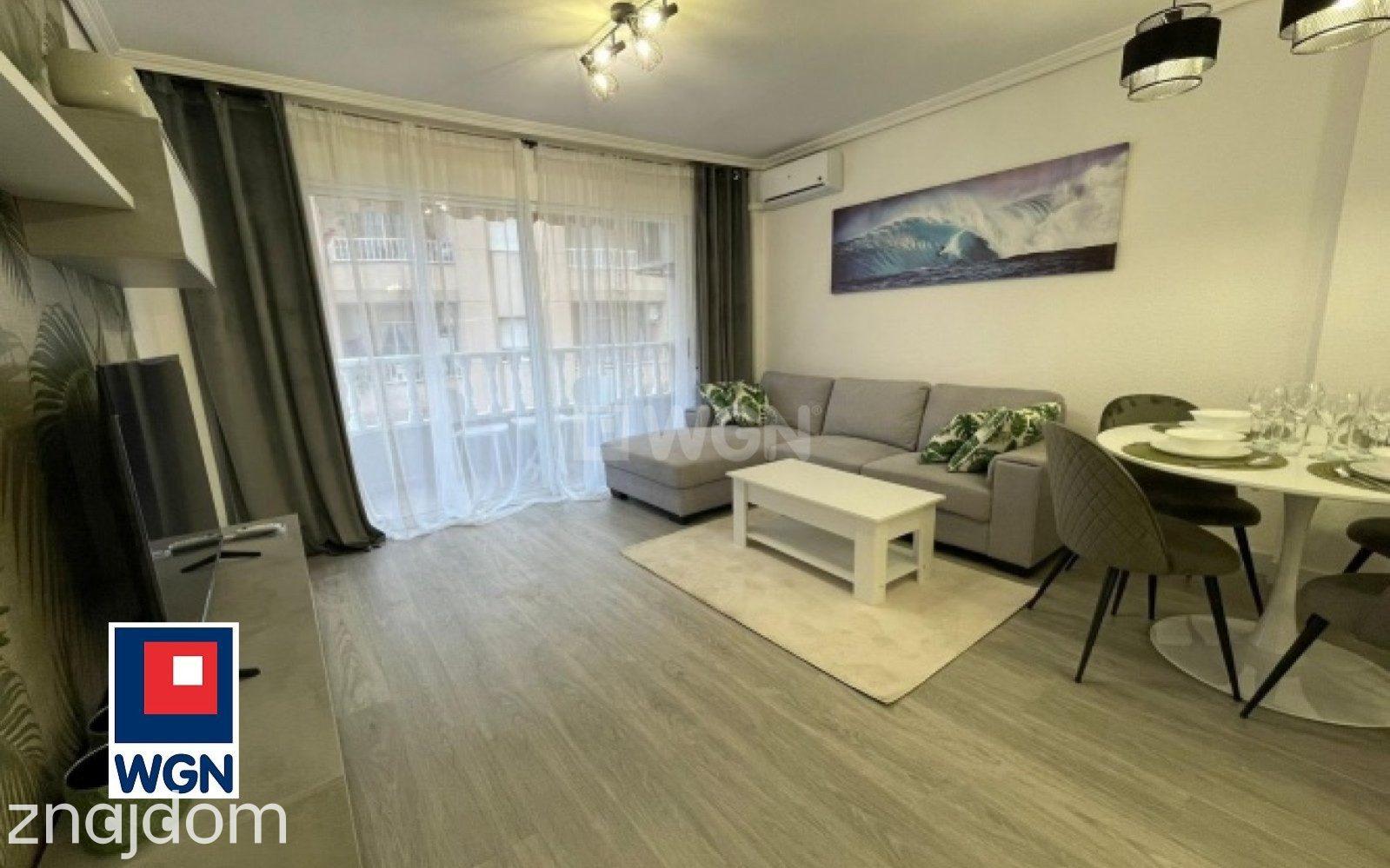 Mieszkanie na  sprzedaż Torrevieja - Nowoczesny apartament w centrum Torrevieja - tylko 400 m od morza! - zdjęcie 9