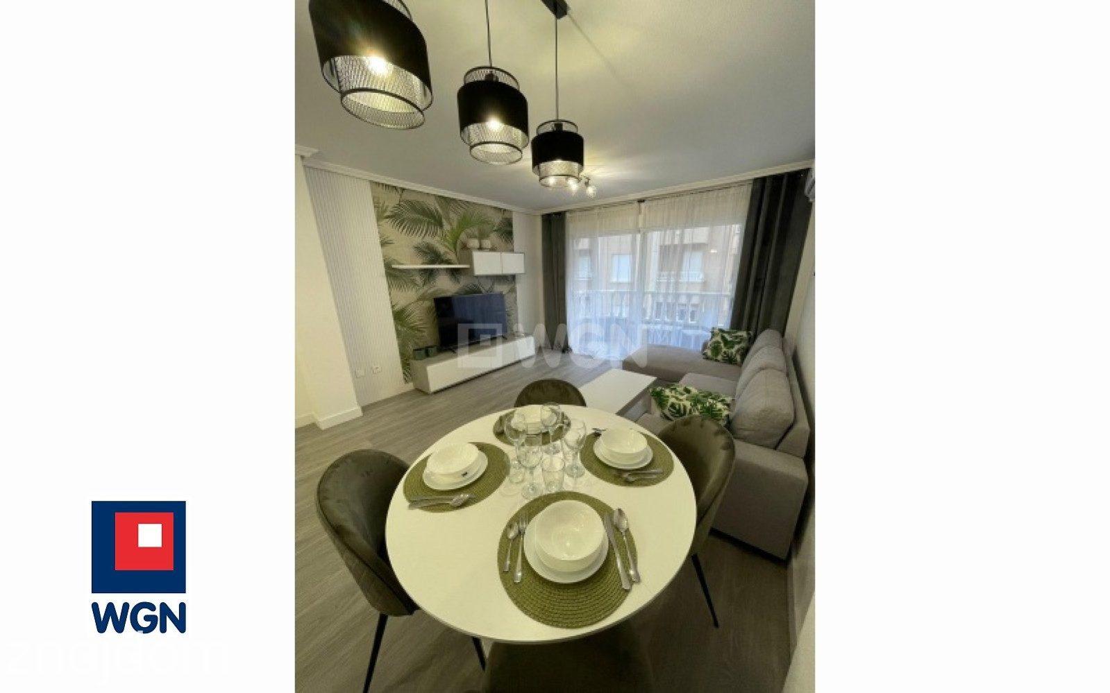 Mieszkanie na  sprzedaż Torrevieja - Nowoczesny apartament w centrum Torrevieja - tylko 400 m od morza! - zdjęcie 8