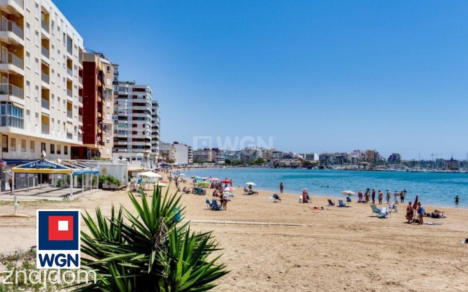 Mieszkanie na sprzedaż Torrevieja - Nowoczesny apartament przy samej plaży!
