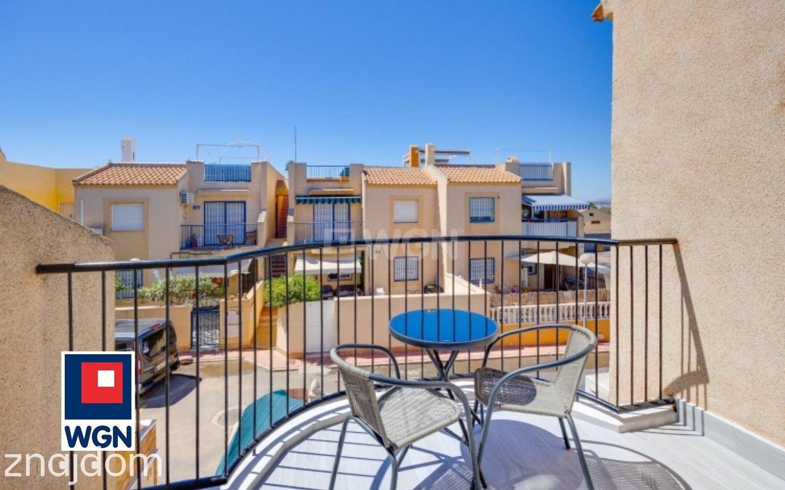 Mieszkanie na sprzedaż Torrevieja - Wyremontowany i wyposażony dwupoziomowy penthouse - zdjęcie 5