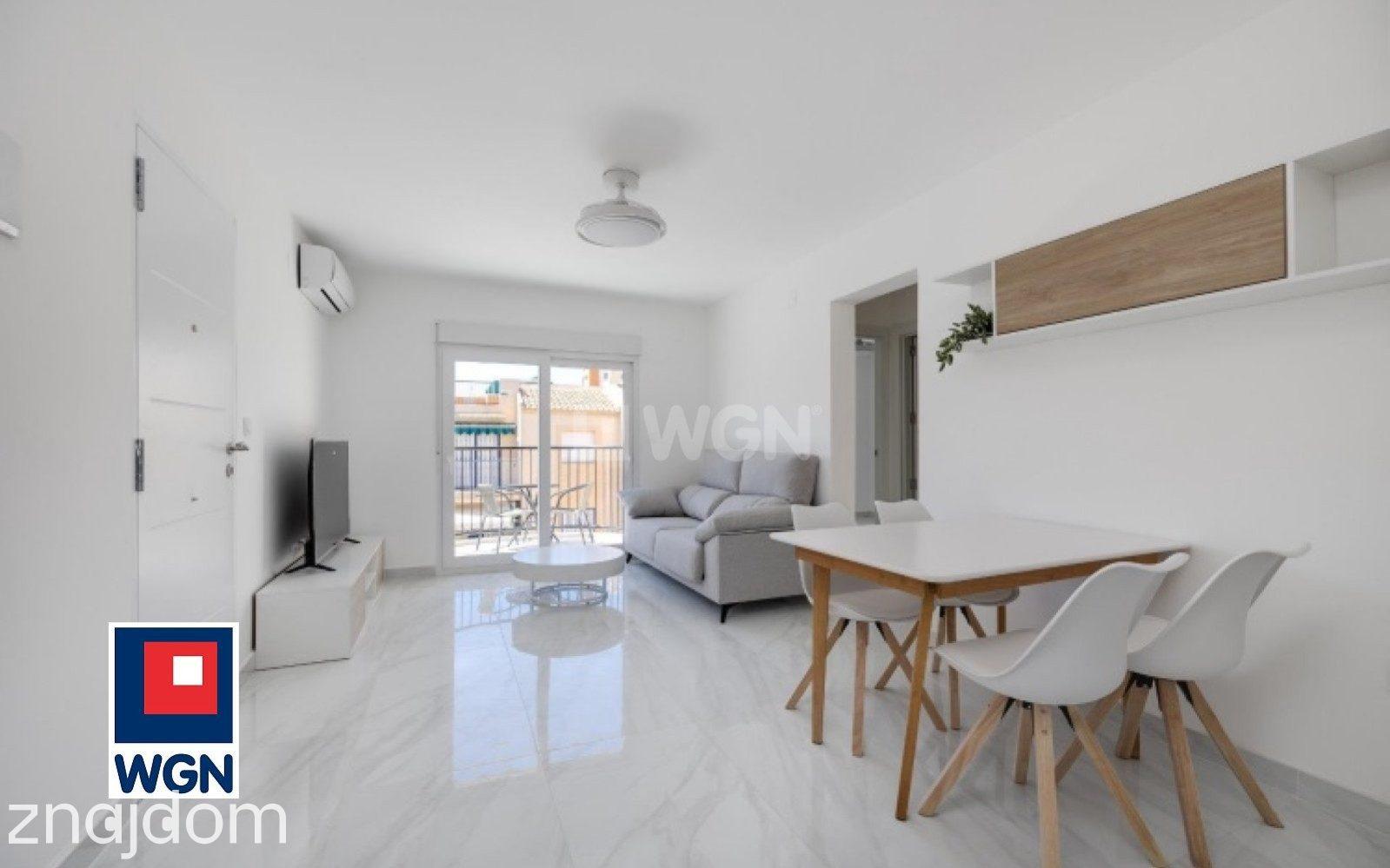 Mieszkanie na sprzedaż Torrevieja - Wyremontowany i wyposażony dwupoziomowy penthouse - zdjęcie 15