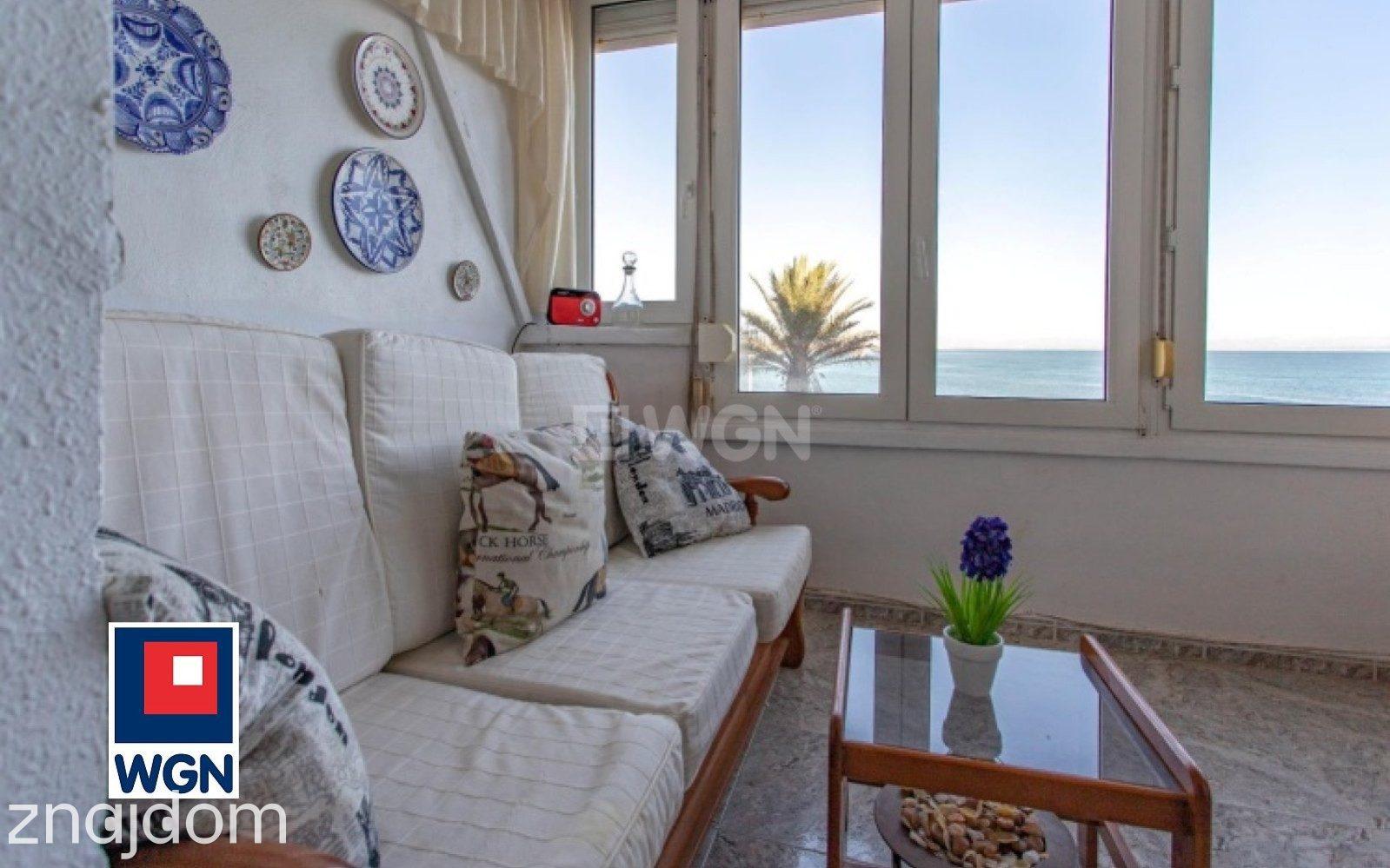 Mieszkanie na sprzedaż Torrevieja - Apartament z widokiem na morze i zatokę, tylko 30 m od morza! - zdjęcie 10