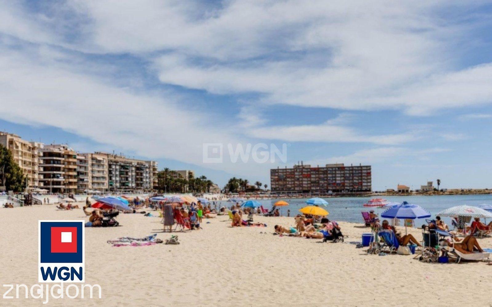 Mieszkanie na  sprzedaż Torrevieja - Penthouse 80 m2 w centrum Torrevieja, 10 minut spacerem do plaży