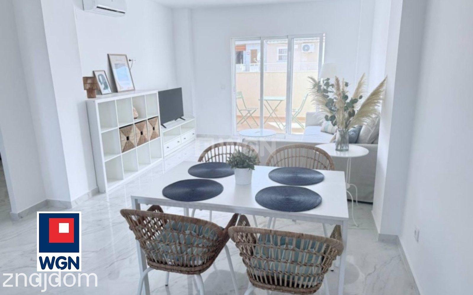 Mieszkanie na sprzedaż Torrevieja - Przestronny apartament z ładnym tarasem, tylko 150 m od plaży! - zdjęcie 19