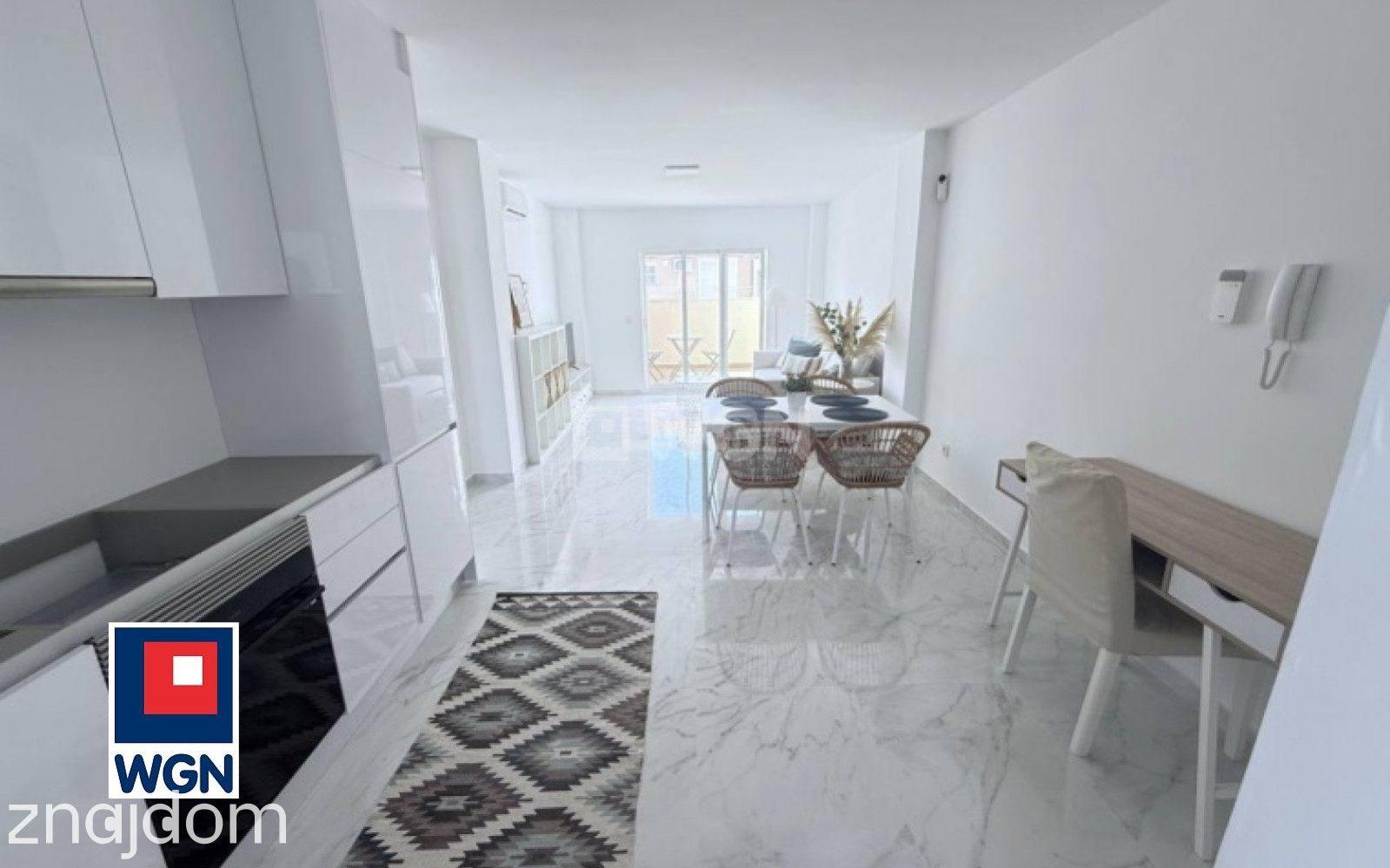 Mieszkanie na sprzedaż Torrevieja - Przestronny apartament z ładnym tarasem, tylko 150 m od plaży! - zdjęcie 15