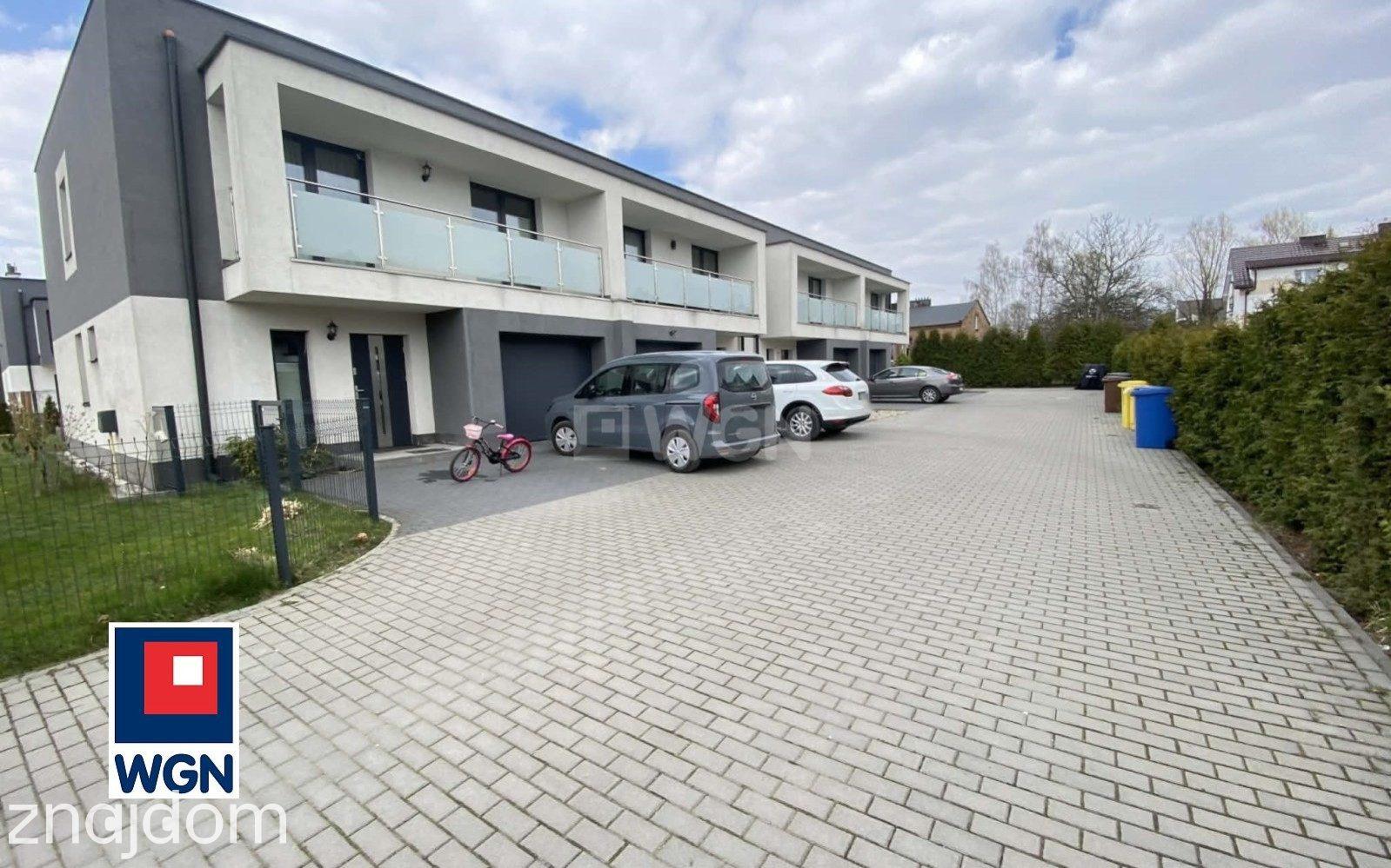Dom na sprzedaż Częstochowa - Szeregówka w wysokim standardzie - zdjęcie 3