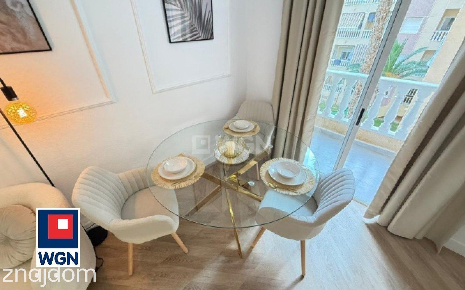 Mieszkanie na sprzedaż Torrevieja - Ładny apartament z basenem osiedlowym - zdjęcie 12