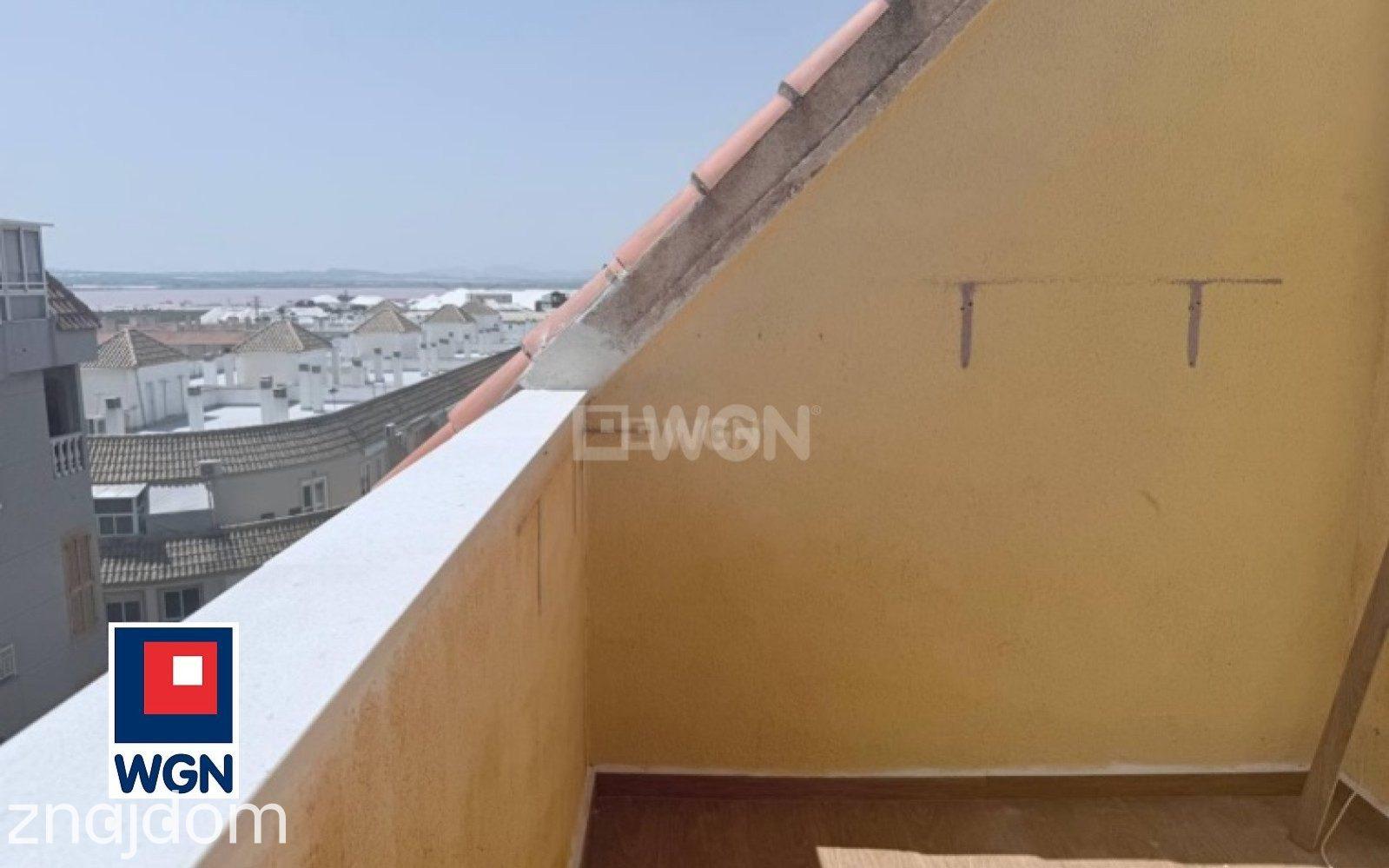Mieszkanie na  sprzedaż Torrevieja - Duży apartament z ładnym tarasem, tylko 150 m od plaży! - zdjęcie 6