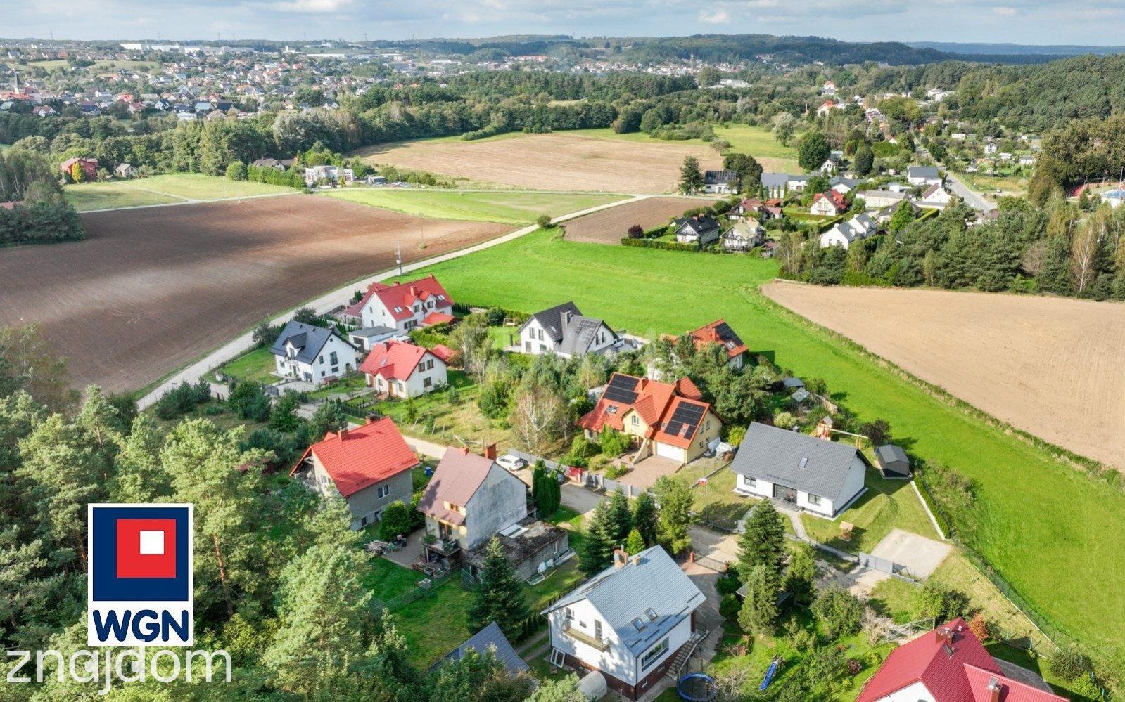 Dom na  sprzedaż Gościcino - Komfortowy dom w zielonej części Gościcina - idealny dla rodziny!