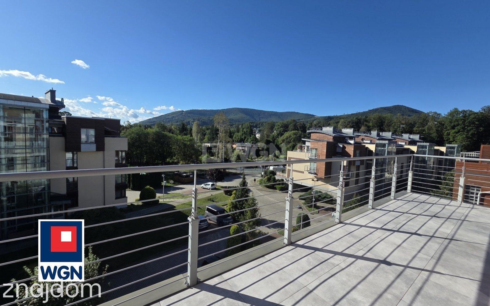 Mieszkanie na sprzedaż USTROŃ - APARTAMENT Z TARASEM I PANORAMĄ BESKIDÓW - zdjęcie 15