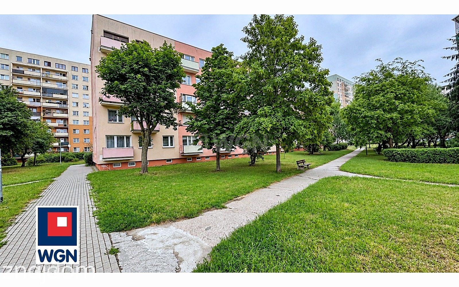 Mieszkanie na sprzedaż Inowrocław - OKAZJA | Przestronne 3 Pokojowe mieszkanie 61m2 z balkonem, które zostało właśnie odświerżone - Al. Niepodległośic 26 - zdjęcie 2