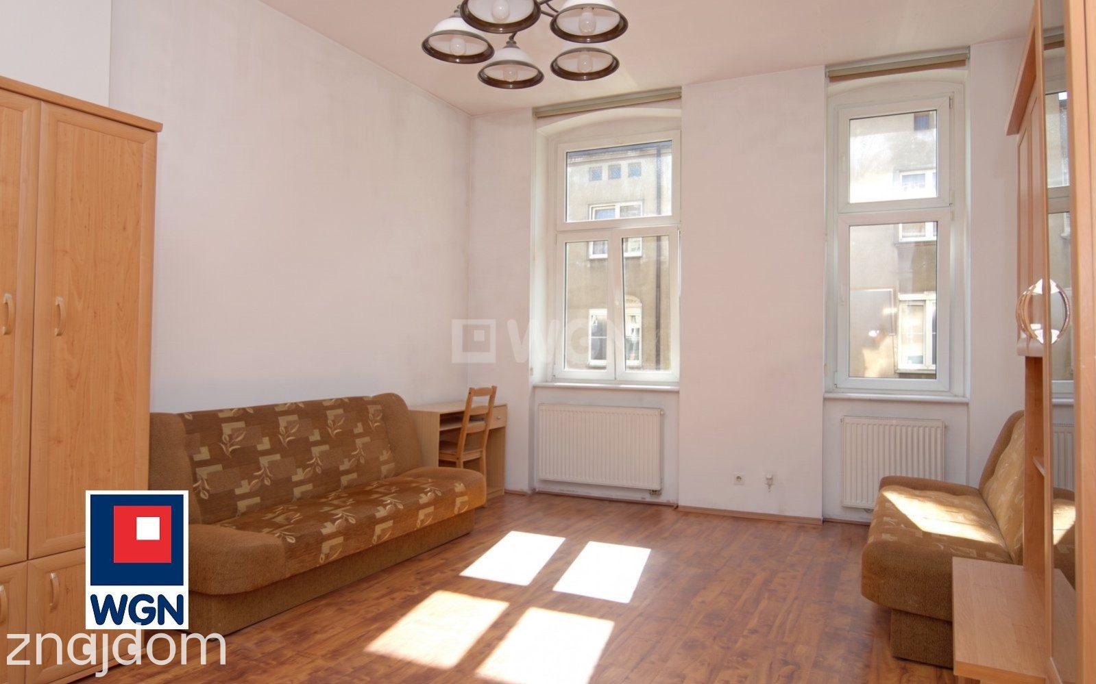 Mieszkanie na wynajem Poznań - Duża kawalerka, osobna kuchnia, brak czynszu, Centrum, Poznań. - zdjęcie 10