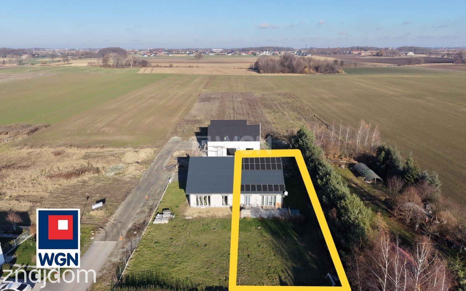 Dom na sprzedaż Kobierzyce - Bliżniak z garażem, oraz duża 800 m2 działka - zdjęcie 4