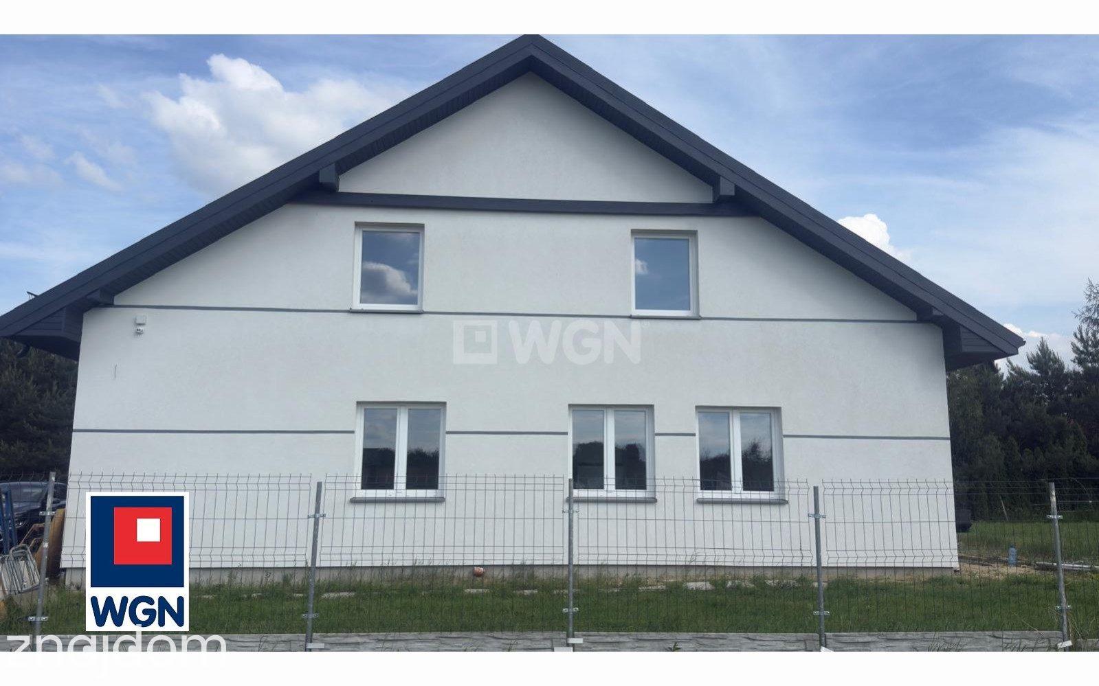 Dom na sprzedaż Kobierzyce - Bliżniak z garażem, oraz duża 800 m2 działka