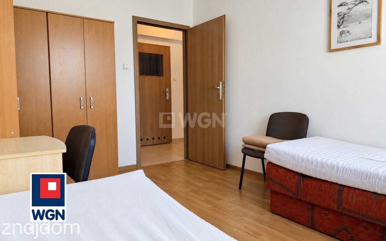 Mieszkanie na sprzedaż Wrocław - 3 pokoje z balkonem, garażem, windą - zdjęcie 12