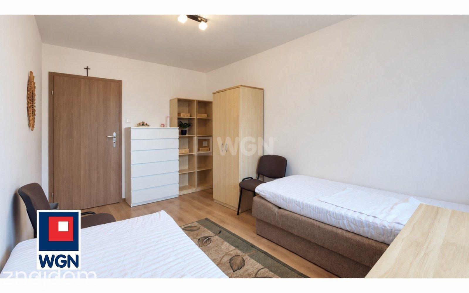 Mieszkanie na sprzedaż Wrocław - 3 pokoje z balkonem, garażem, windą - zdjęcie 9