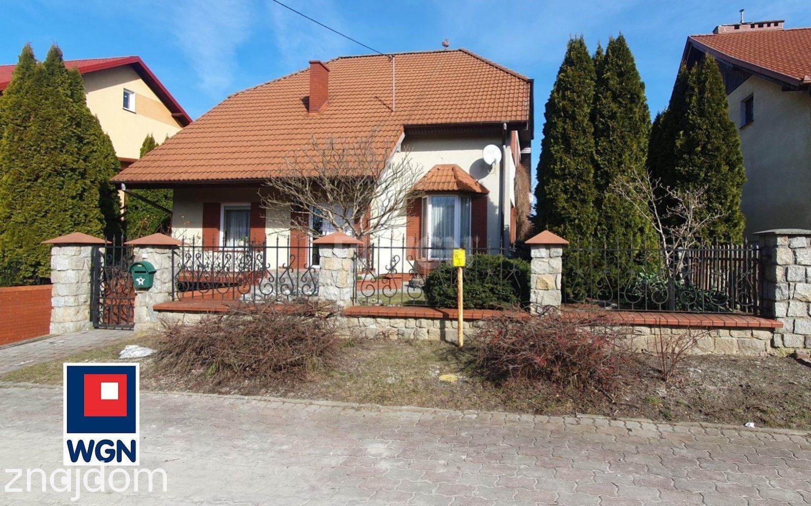 Dom na sprzedaż Kwidzyn - Komfortowy dom 180 m2 z sauną, garażem i dużym ogrodem - zdjęcie 2