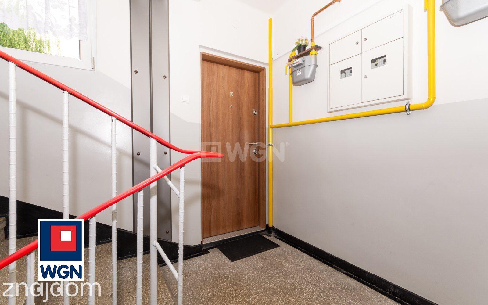 Mieszkanie na wynajem Siemianowice Śląskie - 3 pokoje po remoncie z częściowym umeblowaniem w bloku/Centrum/. - zdjęcie 3