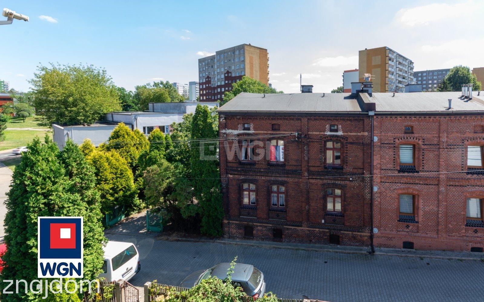 Dom na sprzedaż Siemianowice Śląskie - Dom z dwoma niezależnymi lokalami mieszkalnymi i działką - zdjęcie 16