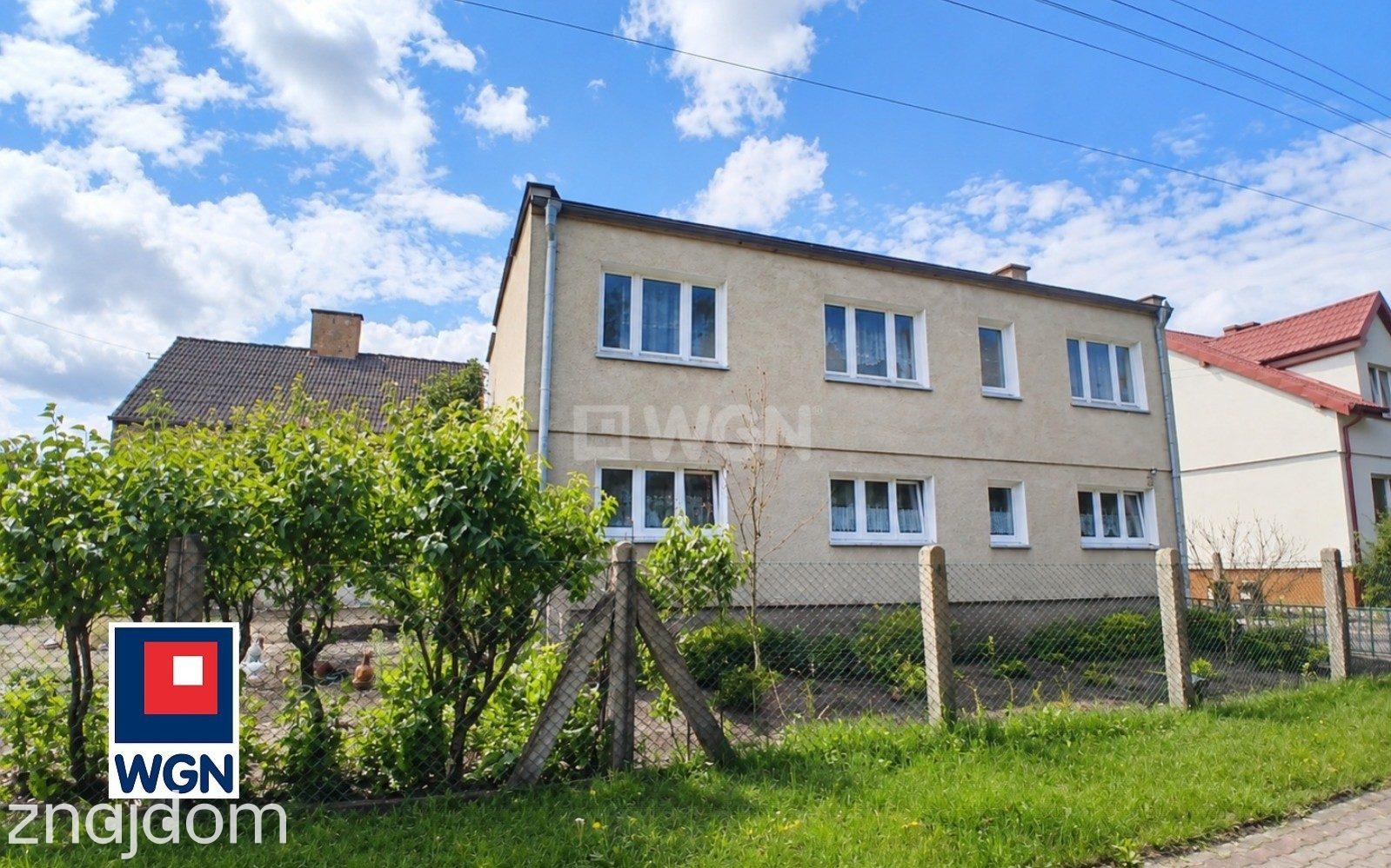 Dom na  sprzedaż Koło - Przestronny dom przy ul. Dąbrowskiego.