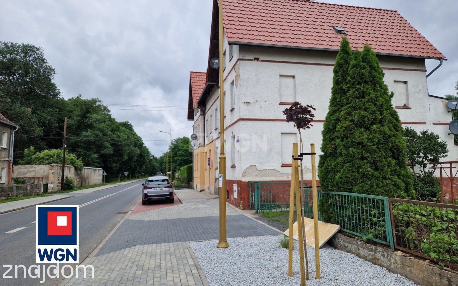 Mieszkanie na sprzedaż Małomice - Unikalne, stylowe 3 pokoje, parter przedwojennej kamienicy