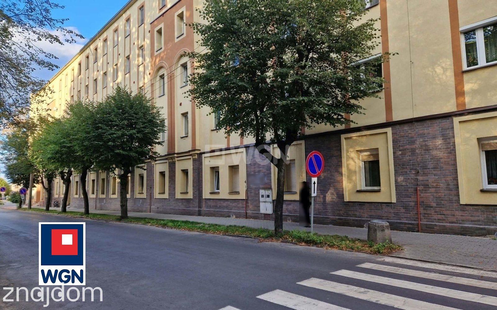 Mieszkanie na  sprzedaż Żagań - Umeblowane i wyposażone 3 pokoje na Dworcowej sprzedam - zdjęcie 2