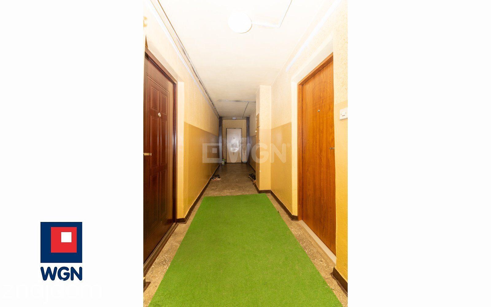 Mieszkanie na sprzedaż Piekary Śląskie - Przestronne 3-pokoje/63 m2/ z balkonem. Centrum. - zdjęcie 3