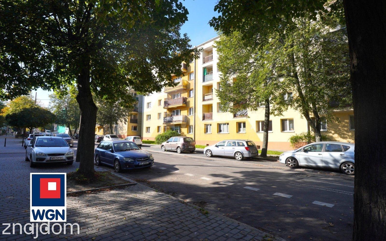 Mieszkanie na sprzedaż Piotrków Trybunalski - Trzypokojwe, parter, Centrum.