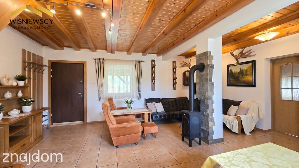 Dom ze stajnią na działce 8256 m²-Kochanówka - zdjęcie 8