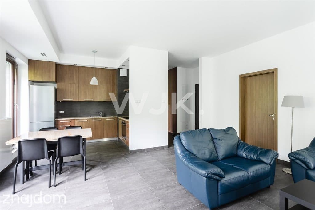 80m2, 3 pokoje, ul.Dynasy, Śródmieście - zdjęcie 7