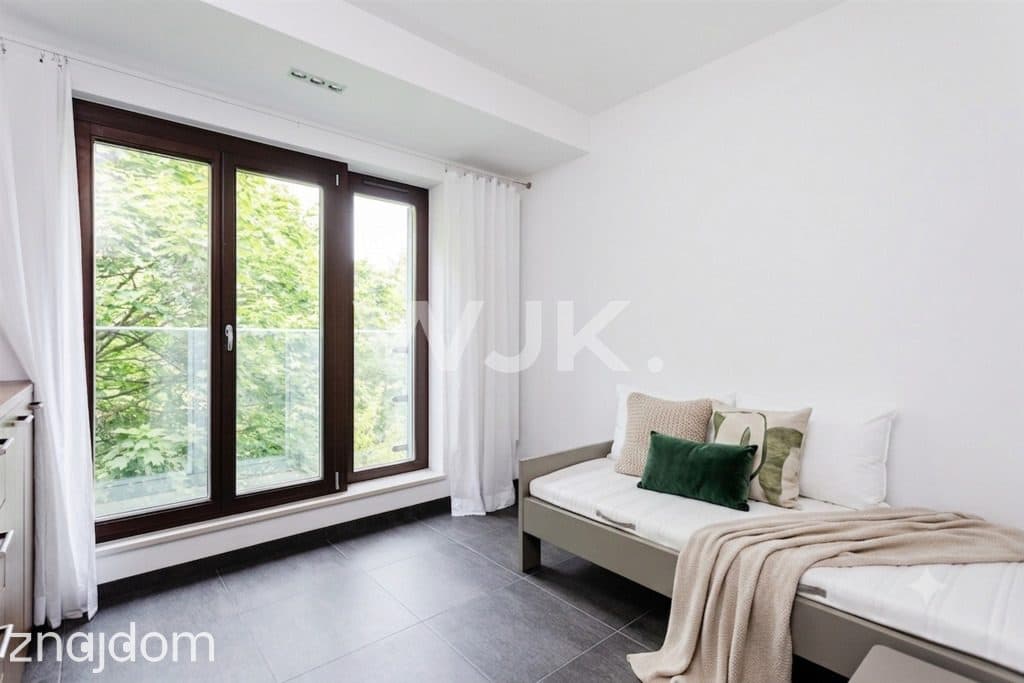80m2, 3 pokoje, ul.Dynasy, Śródmieście - zdjęcie 9