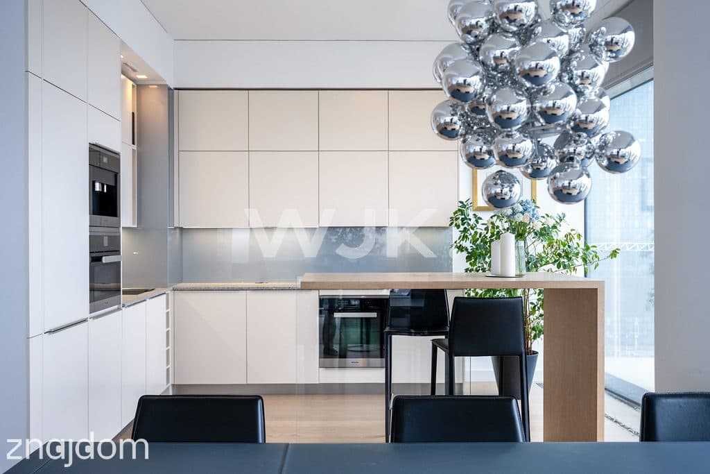 135m2, 3 pokoje, garaż, Cosmopolitan - zdjęcie 7