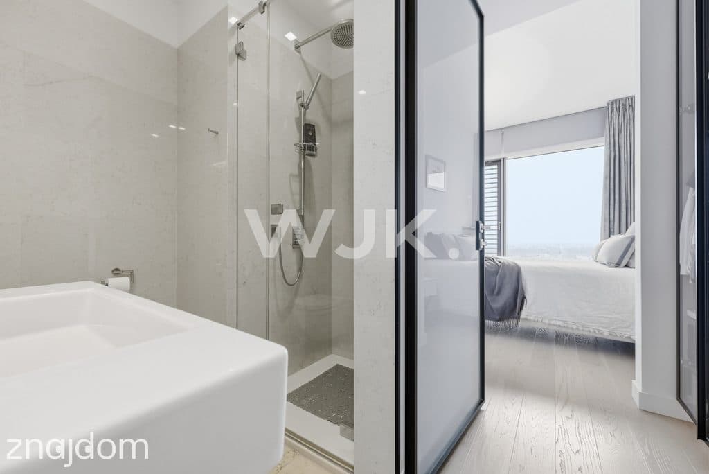 135m2, 3 pokoje, garaż, Cosmopolitan - zdjęcie 13