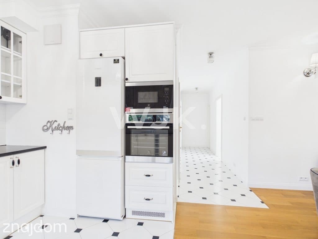 90m2, 3 pokoje, ul.Inflancka, Śródmieście - zdjęcie 8