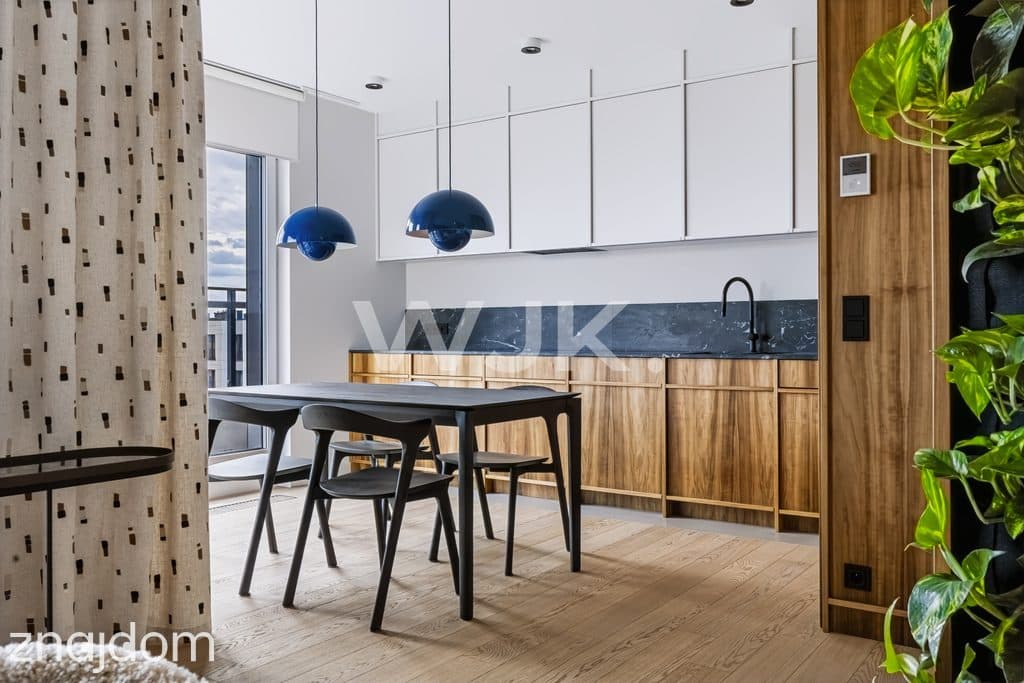 100m2, 4 pokoje, pierwszy najemca, ul.Okrzei - zdjęcie 3