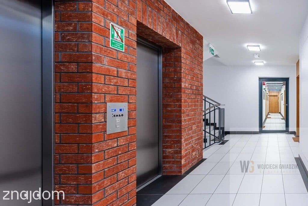 Funkcjonalne 2 pokoje z balkonem i 2 MP