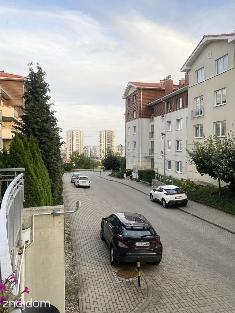 zadbane 3 pokojowe umeblowane mieszkanie parter - zdjęcie 9