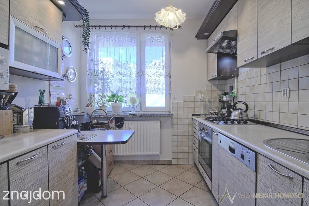 REZERWACJA /3 pok/balkon/teren zamknięty/parking - zdjęcie 6