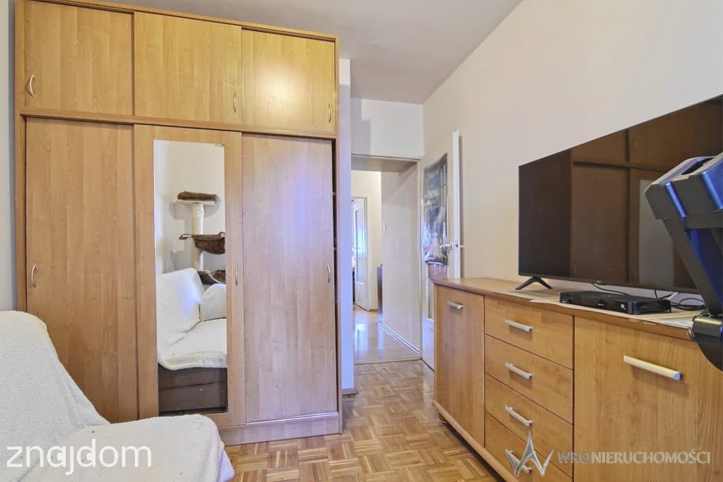 REZERWACJA /3 pok/balkon/teren zamknięty/parking - zdjęcie 4