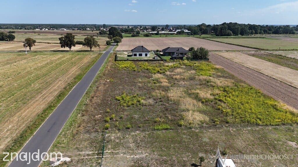 2100 m2 * Działka budowlana z WZ - zdjęcie 8
