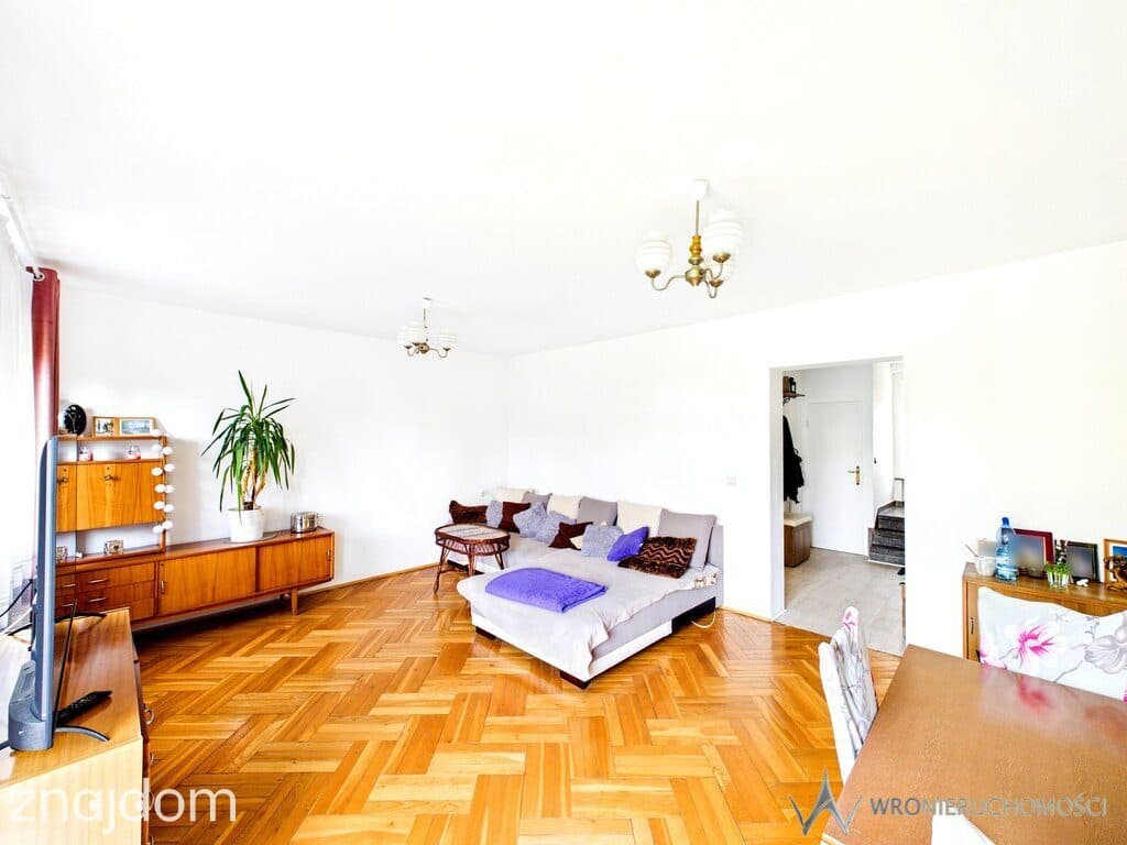 Dom piętrowy Karłowice, działka 616 m² - zdjęcie 2