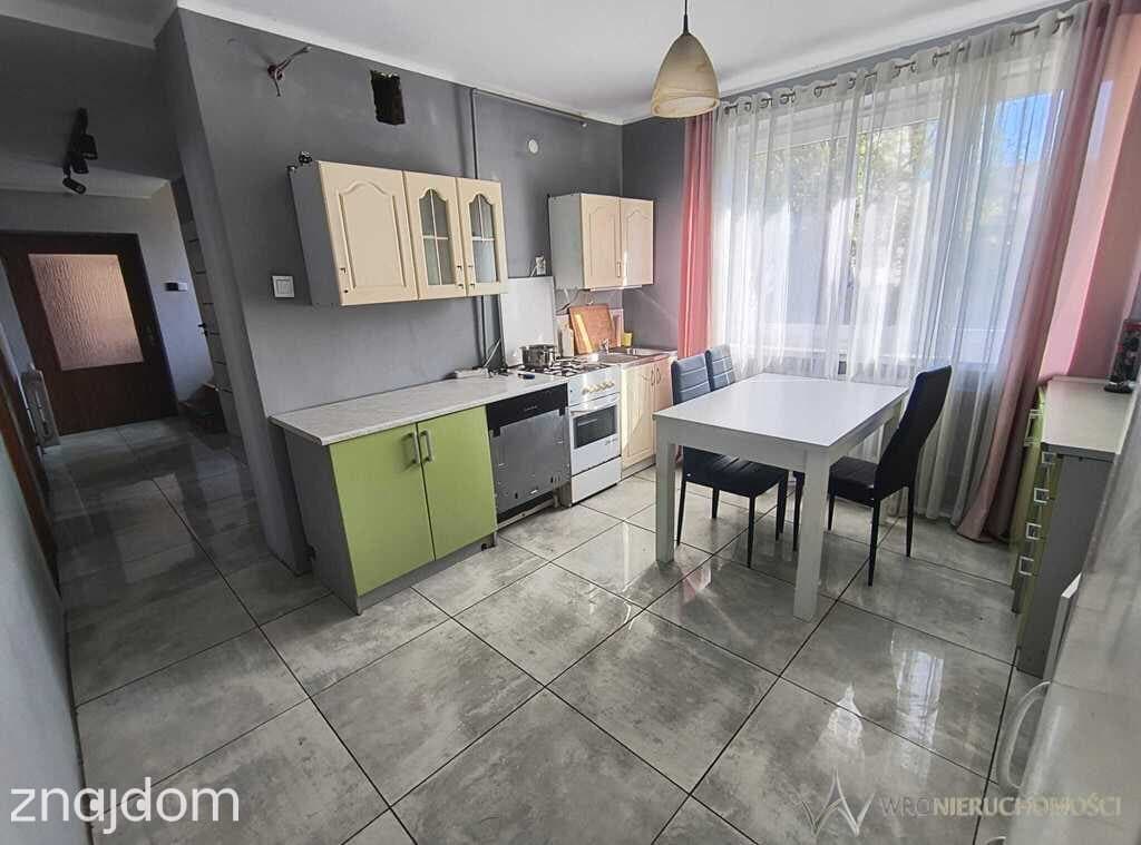 Dom na sprzedaż 200m2 działka 7 a - zdjęcie 8