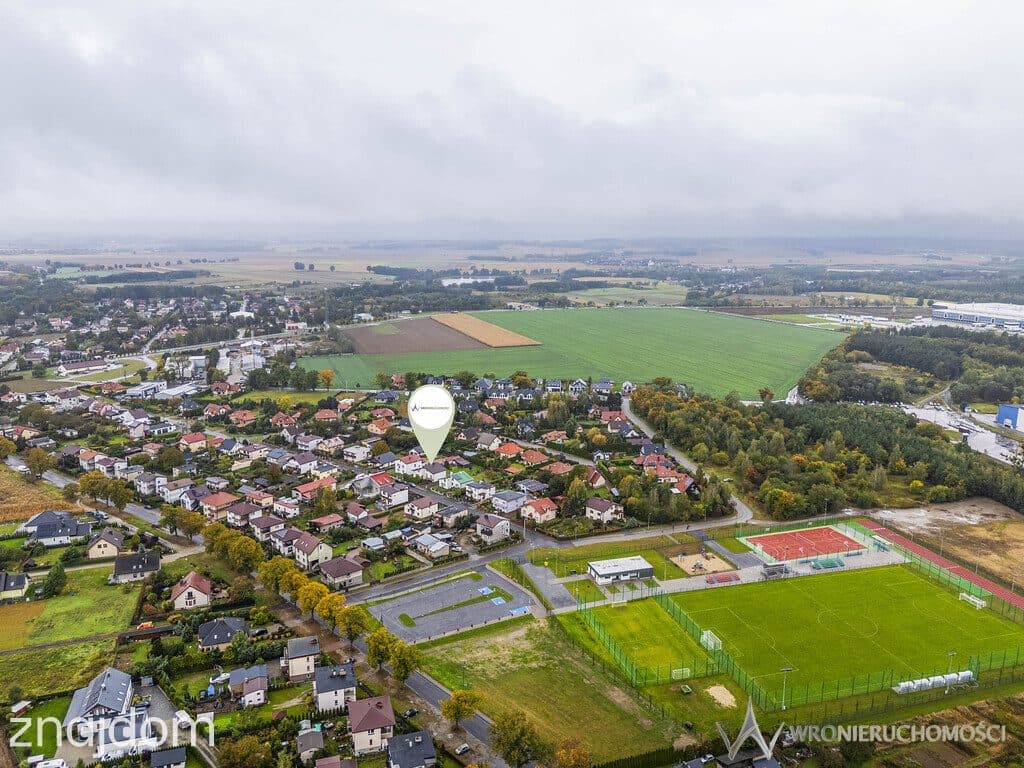 Przestronny dom z dużą działką | Dobroszyce | 6 pokoi - zdjęcie 16