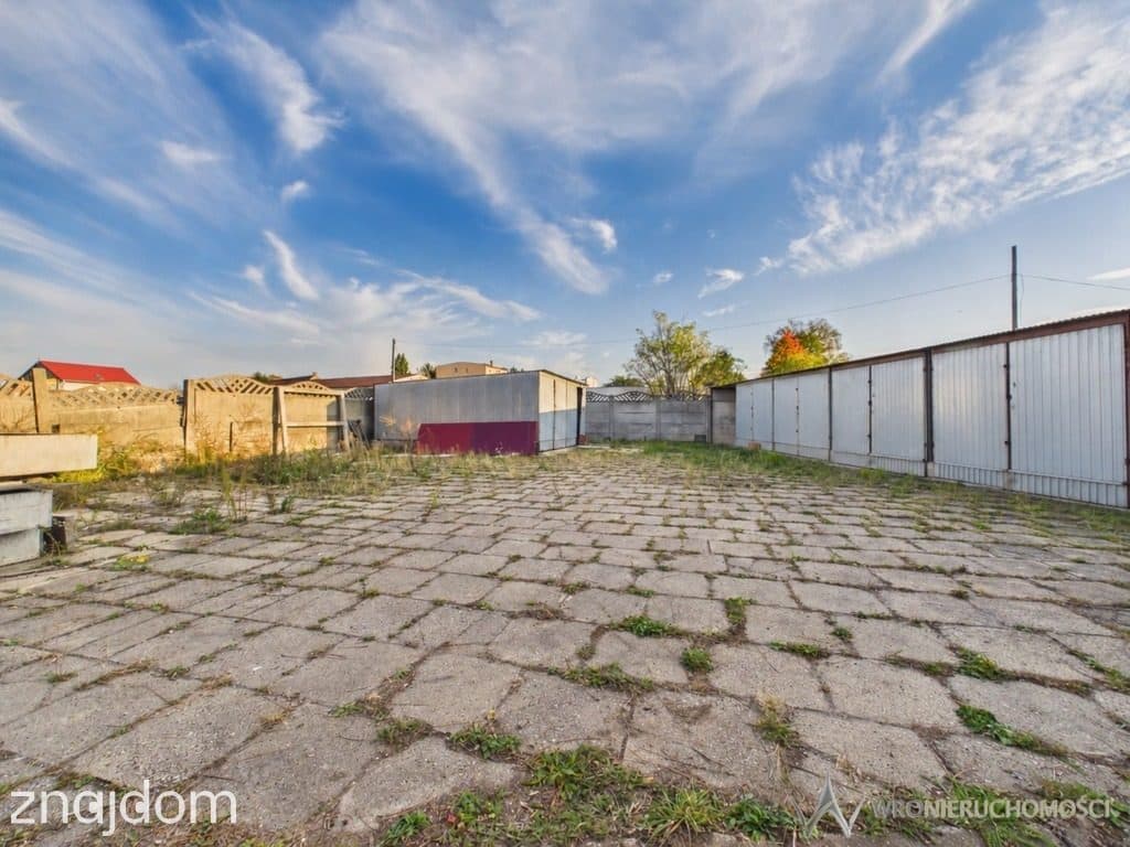 Lokal usługowy 213 m², działka i 8 garaży – Strzelin - zdjęcie 13