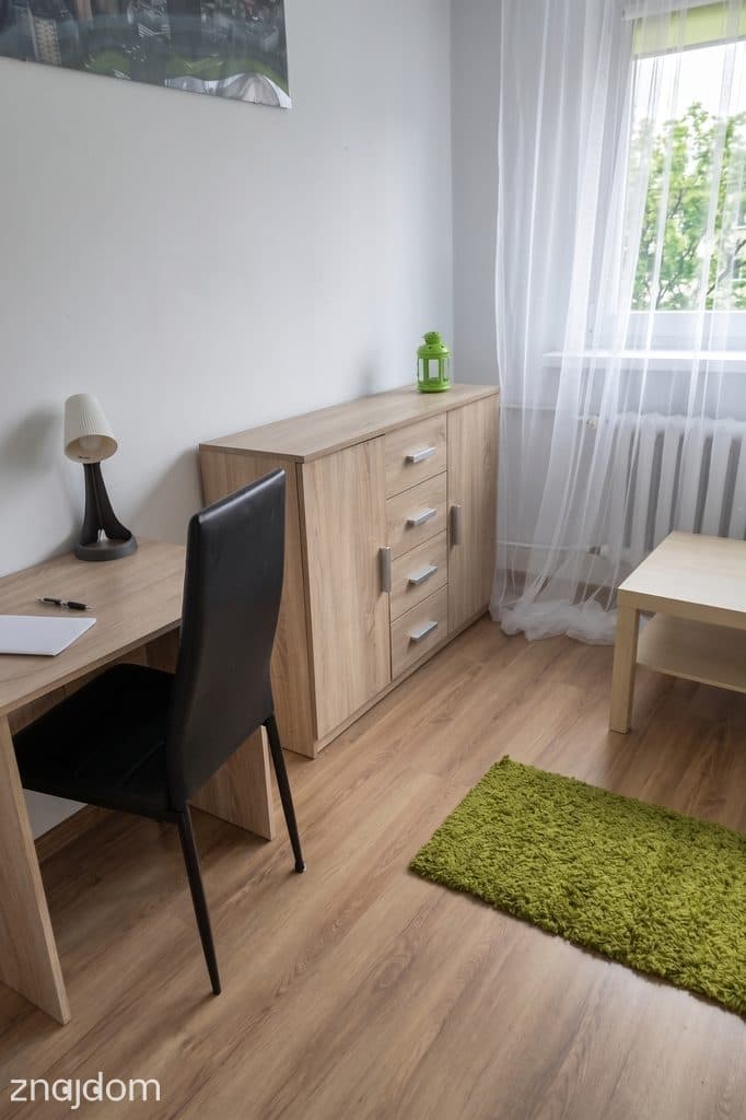 Ustawne trzy pokoje blisko metra na Bielanach - zdjęcie 3