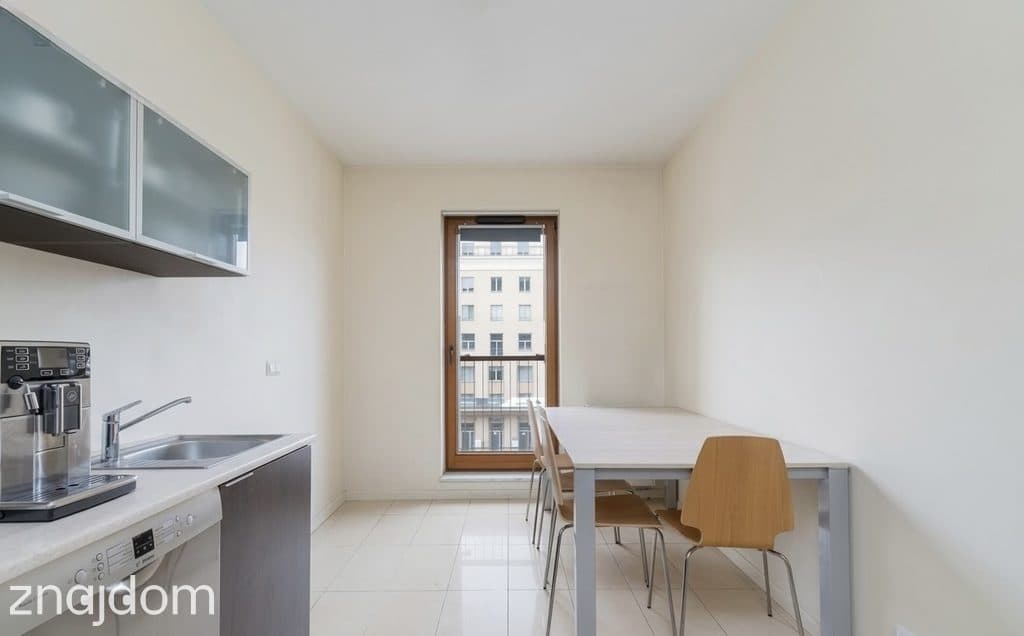 Przestronny 4-pokojowy apartament | metro | parking - zdjęcie 10