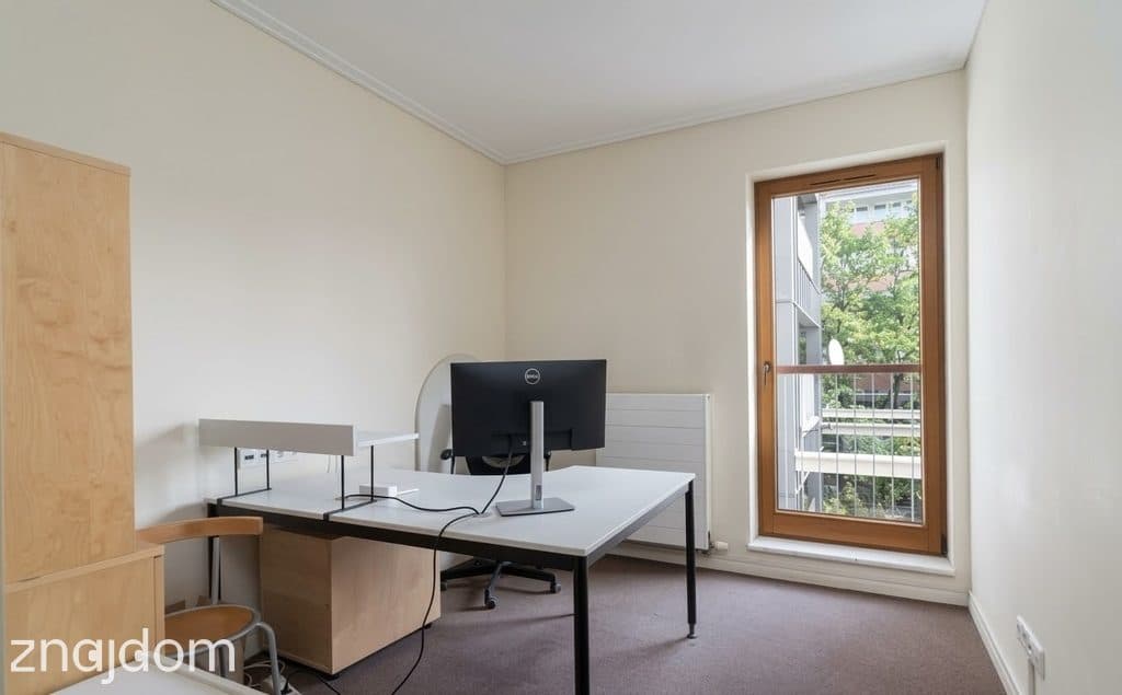 Przestronny 4-pokojowy apartament | metro | parking - zdjęcie 3