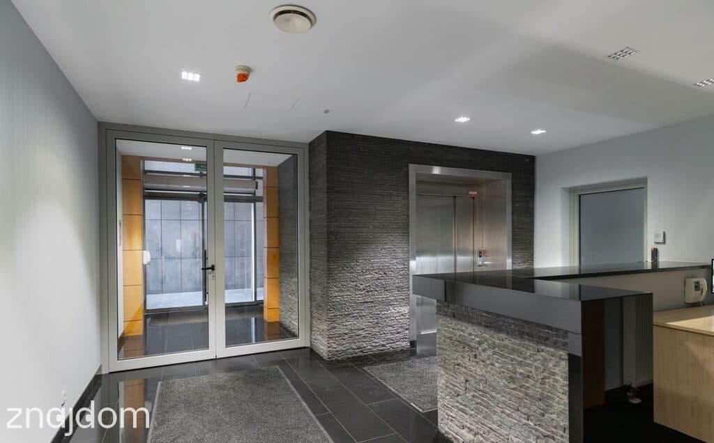 Przestronny 4-pokojowy apartament | metro | parking - zdjęcie 13